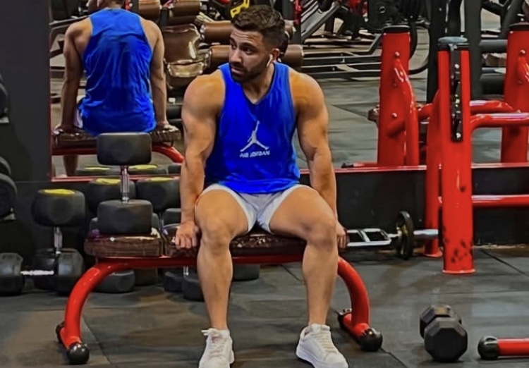 مربی ورزشی مجتبی صفایی