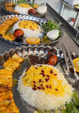 کباب و حلیم دهنوی