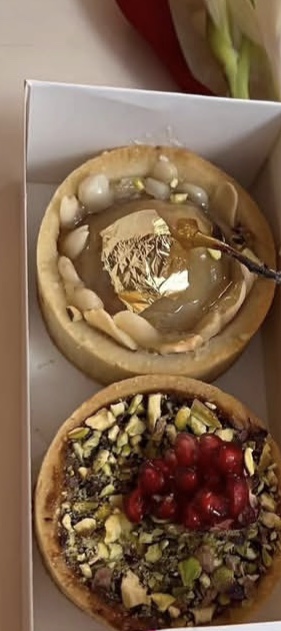 شیرینی فرانسوی و نان مهرافر