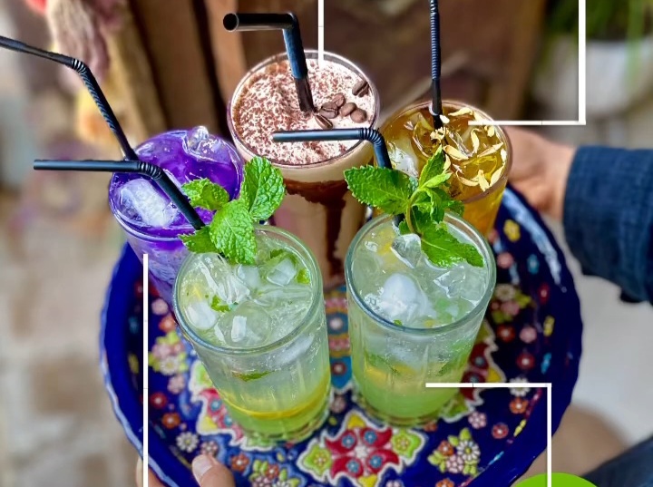 کافه رستوران احمدیان