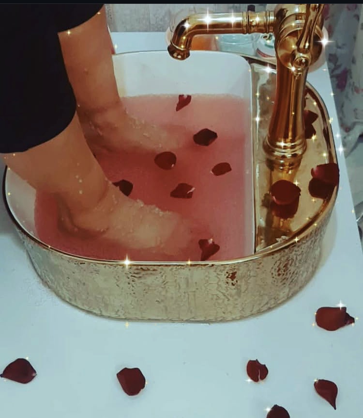 پدیکور فائزه خردمند