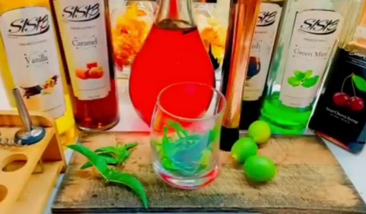 کافی شاپ چالش