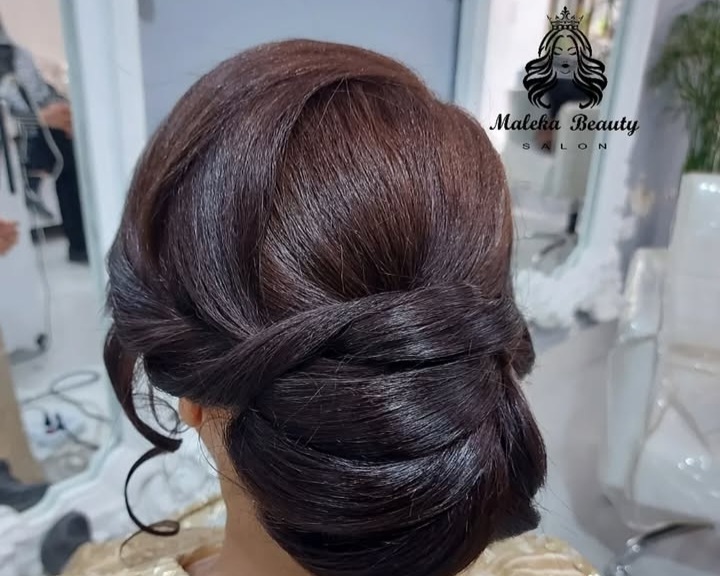 سالن زیبایی ملکا