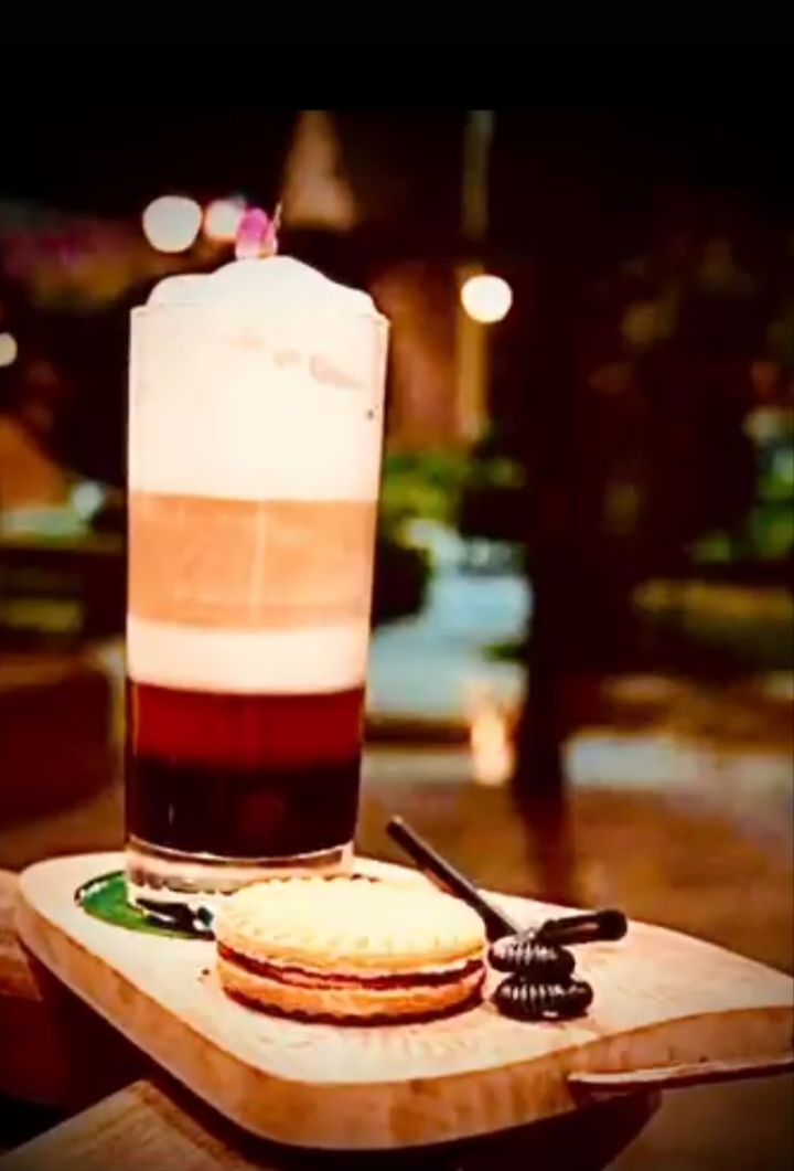 کافی شاپ رستوران پارمیس پلاس