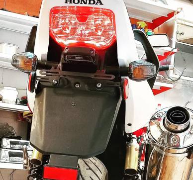 موتور سیکلت عادلی