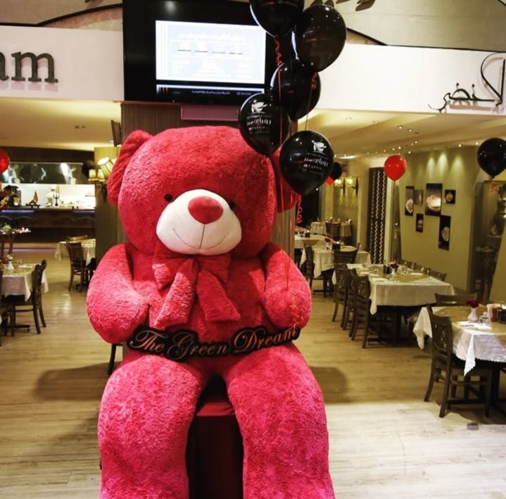 رستوران فرنگی فست فود رویای سبز