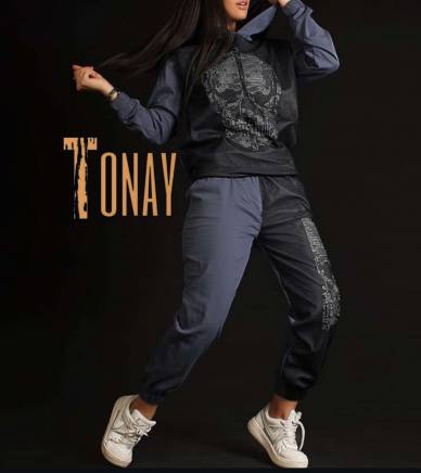 فروشگاه پوشاک تونای