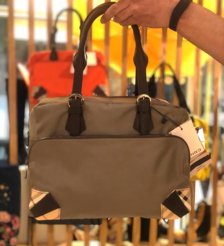 فروشگاه پوشاک فورلی