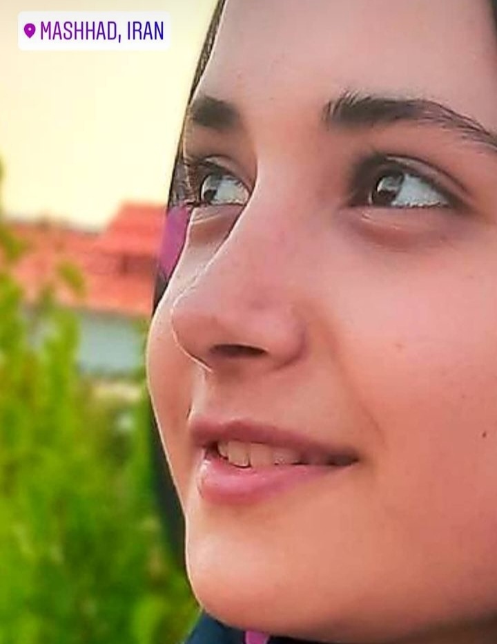 دکتر نازنین ابدالی