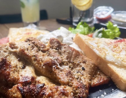 مربی ورزشی مهلا کشاورزی