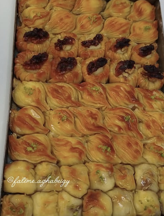 کیک و شیرینی فاطمه آقا بیگی