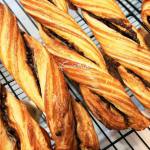 نان و شیرینی لوین