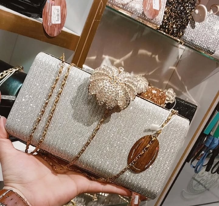 اضافه شده توسط  آتنا