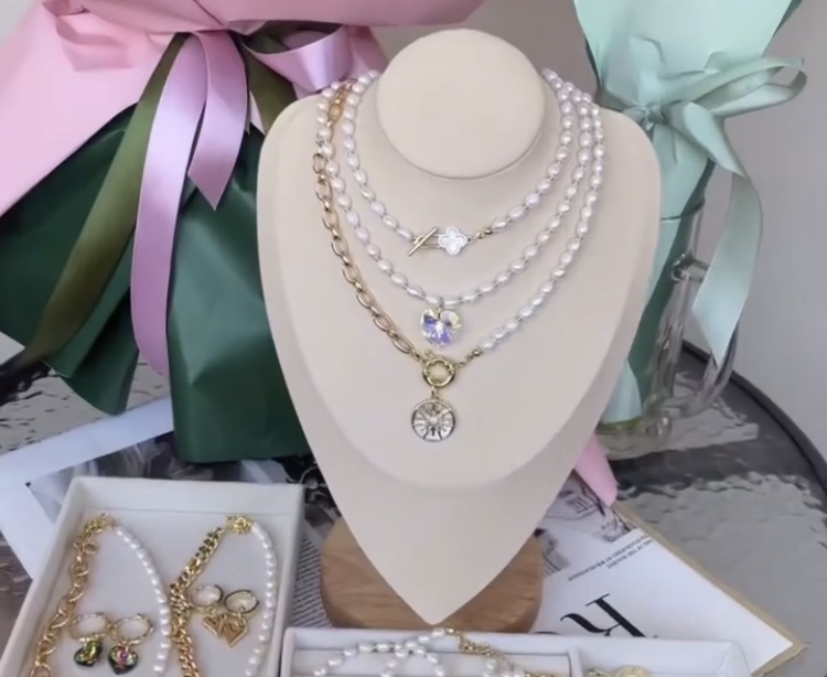 زیورآلات آیسل