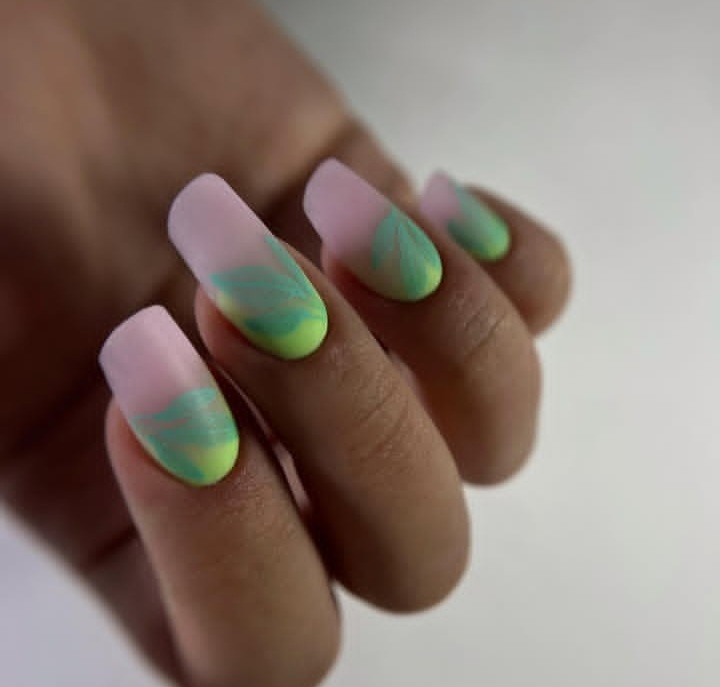 سالن زیبایی ایلماه