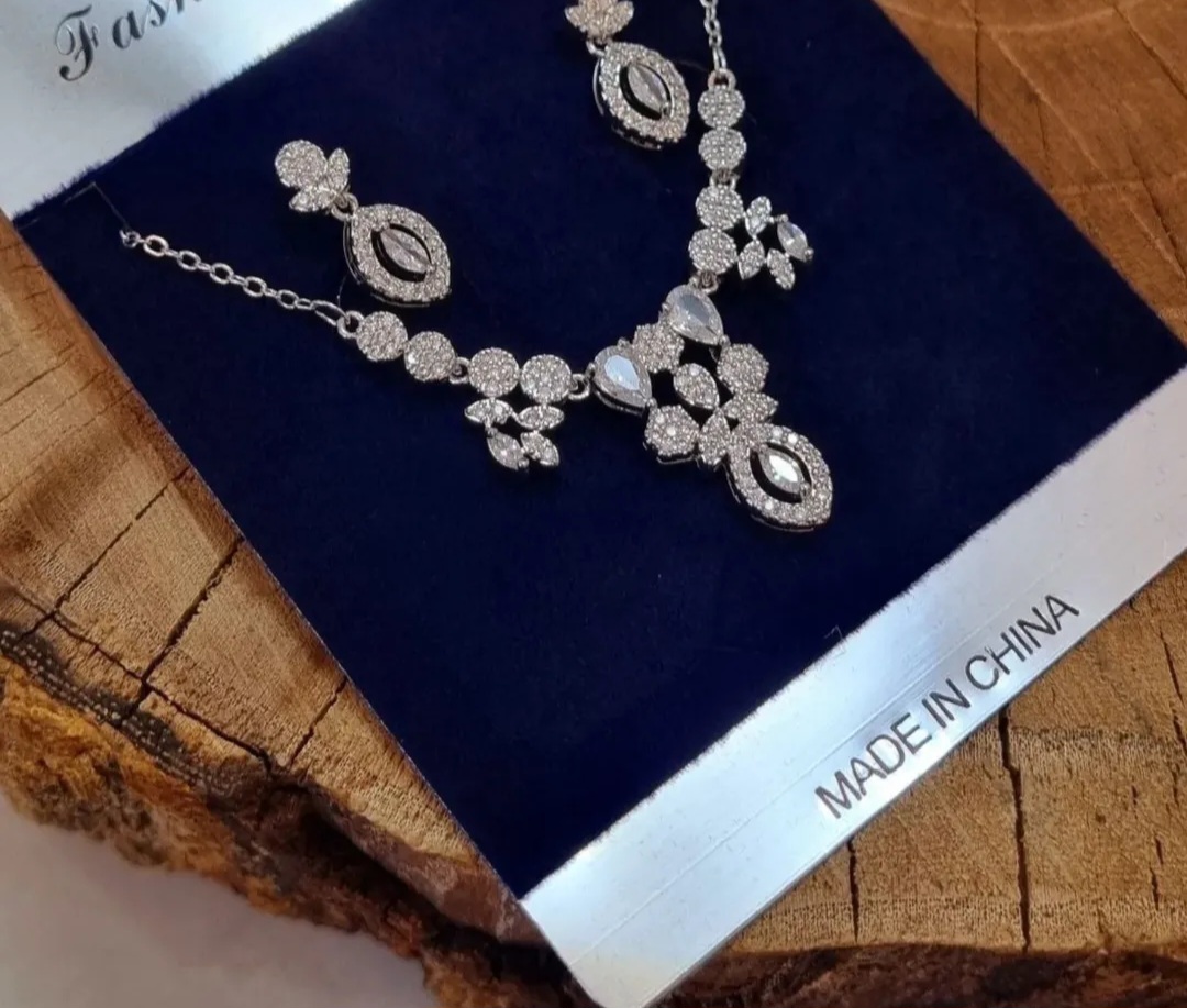 بدلیجات نیلی گالری