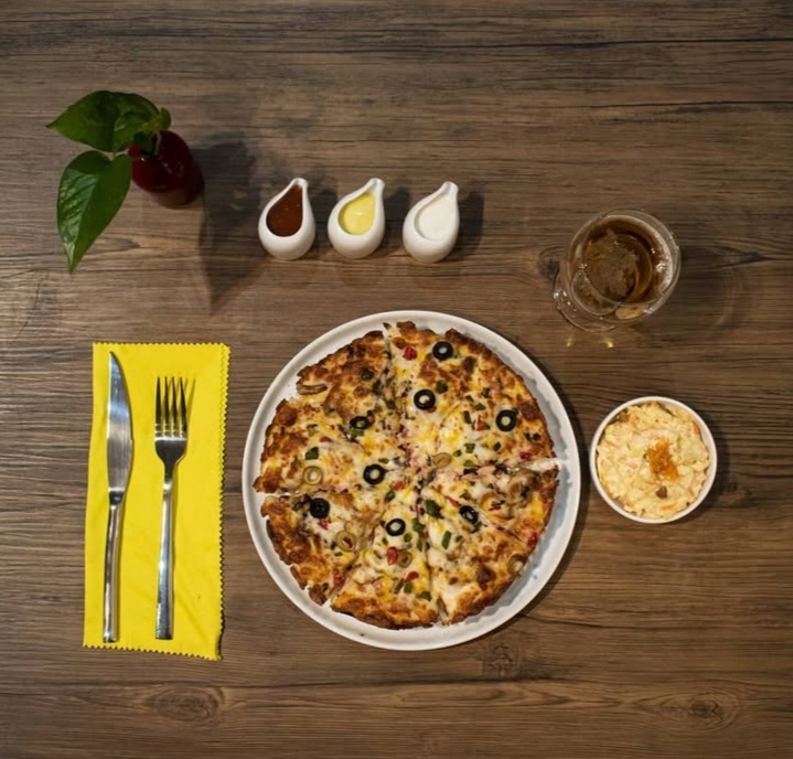 فست فود دکتر پیتزا