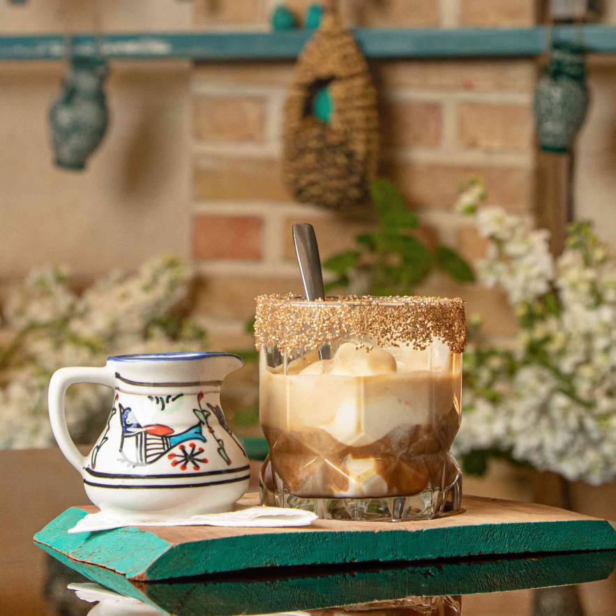 کافه رستوران عمارت فیروزه