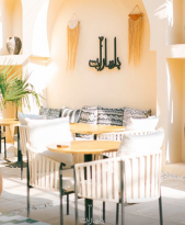 کافه رستوران باهارات