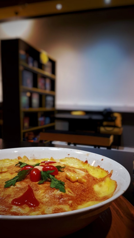 کافه برد گیم